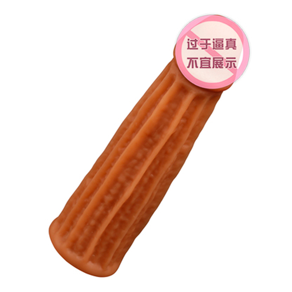 890